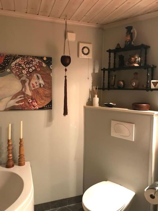 Charming With Private Patio Stavanger